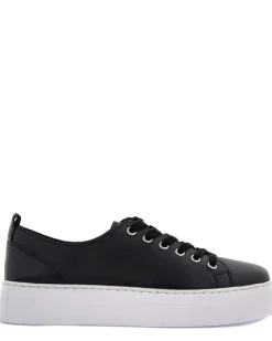 Ella of Sweden Sneaker